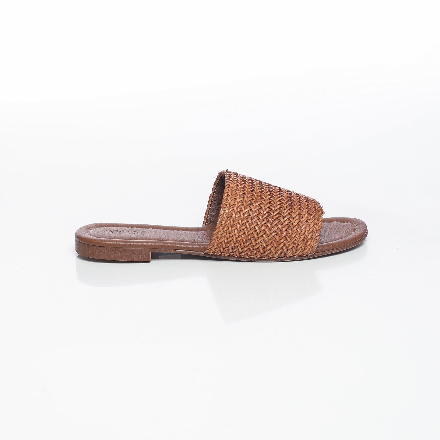 Cassandra Raffia Camel