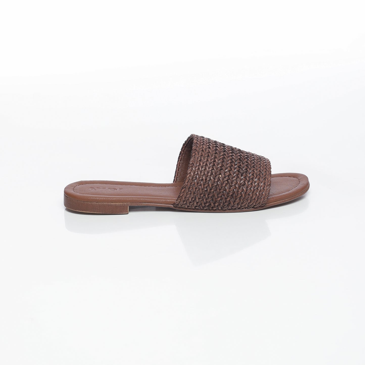 Cassandra Raffia Marron